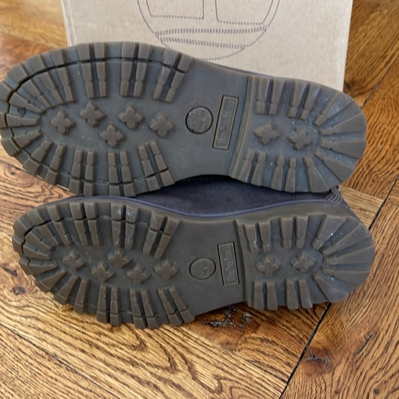 TIMBERLAND 6” SHEARLING BOOTS SIZE 12 - Picture 10 of 14